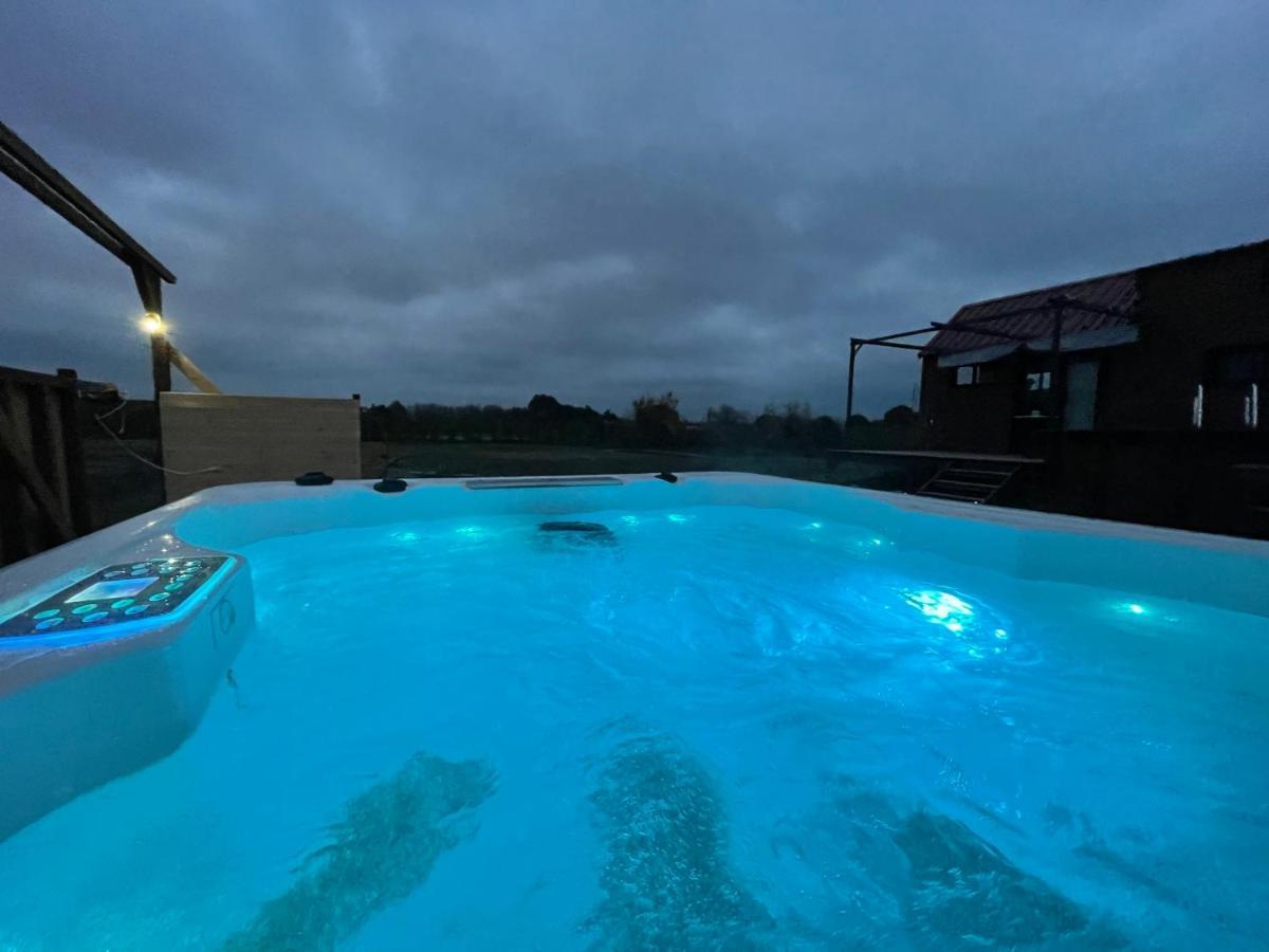 Myinsolite - Tiny-House, Jacuzzi, Brasero, Piscine Ег-Морт Екстер'єр фото